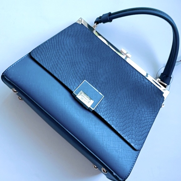 Sapphire Blue Shoulder or Cross Body Purse New - Picture 2 of 8